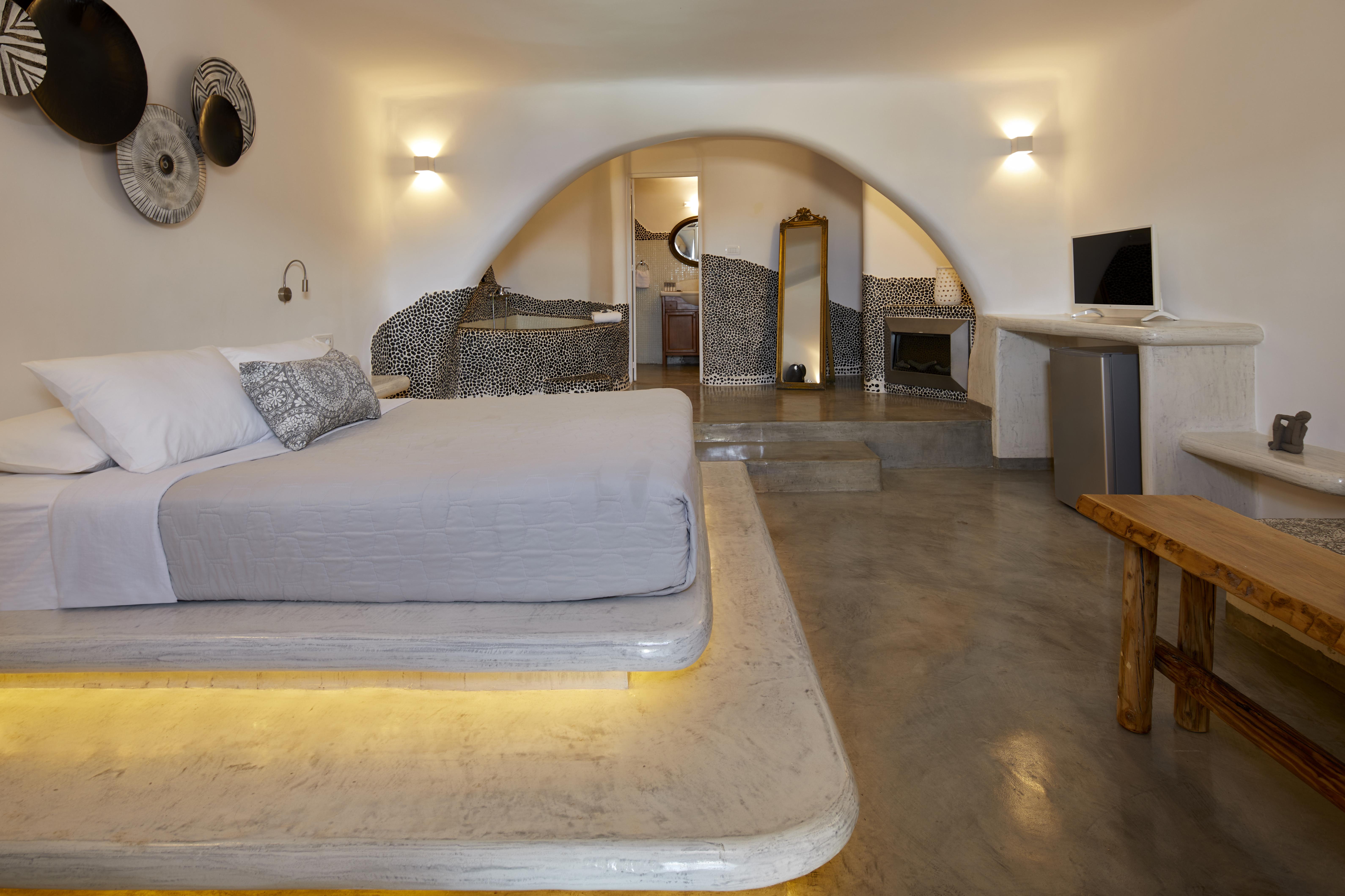 Suites Of The Gods Cave Spa Hotel Megalochori  Dış mekan fotoğraf